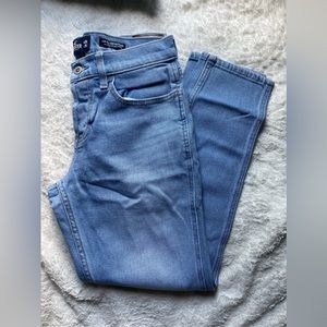 Hollister low rise crop boyfriend jeans